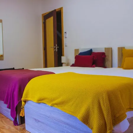 Vale Do Ceira בית חווה *