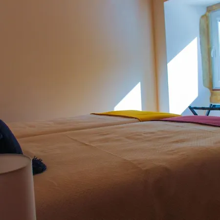 Vale Do Ceira Farma *