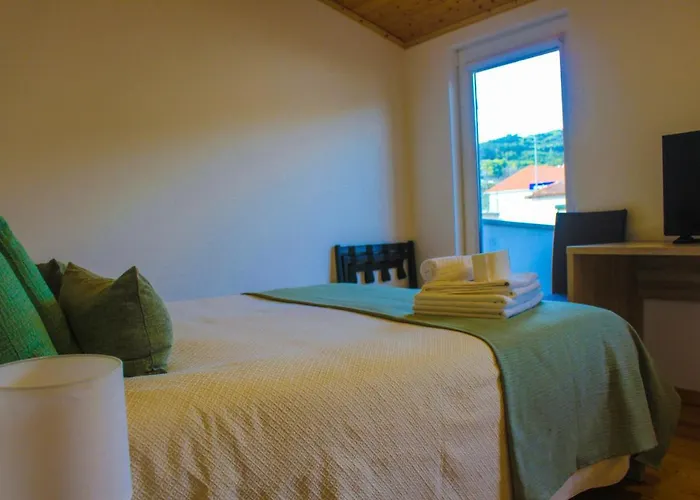 Vale Do Ceira مزرعة للإقامة Góis