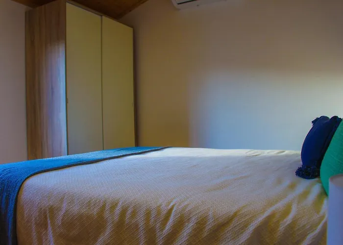 مزرعة للإقامة Vale Do Ceira